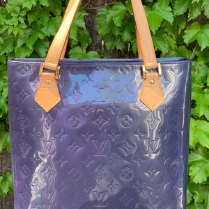 LOUIS VUITTON Lavender Monogram Vernis Houston Bag